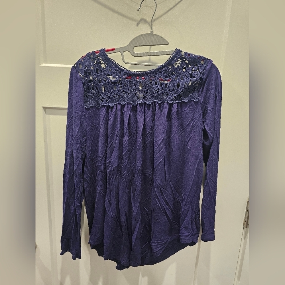 Philosophy Republic Clothing Navy Lace Yoke Top Women’s Small Long Sleeve Boho